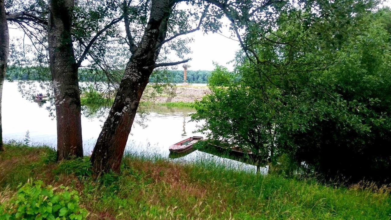 Tassi Halaszcsarda-Karasz Haz Luaran gambar